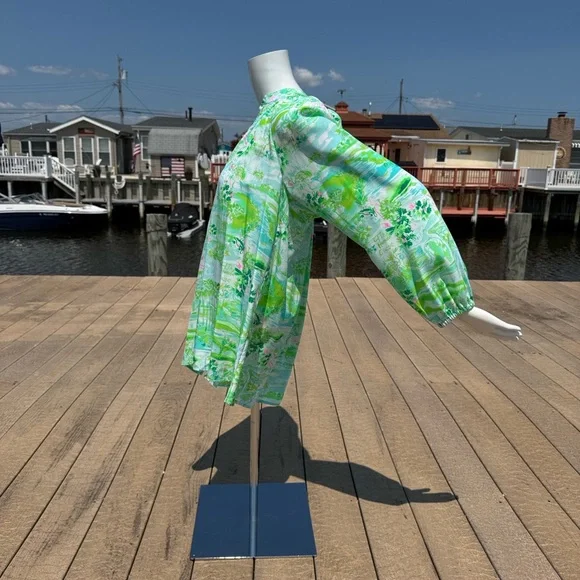 Honda Classic Gold Lilly Pulitzer Tropical Green and Blue Blouse - Picture 6 of 11